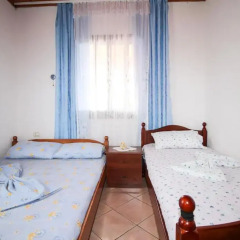 Отель Flats Gezimi комната для гостей фото 5