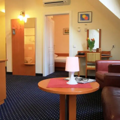 Suite Hotel 900 M Zur Oper 3* Люкс повышенной комфортности фото 11