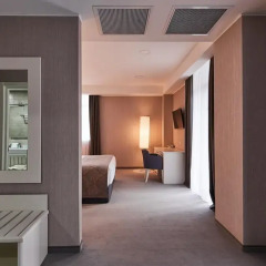 Отель Gallery Palace 4* Полулюкс с различными типами кроватей