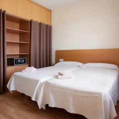 Апартаменты Classbedroom Apartments Iv Барселона сейф в номере