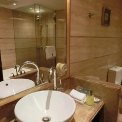 Royal Mediterranean Hotel 5* Номер Комфорт с различными типами кроватей фото 8