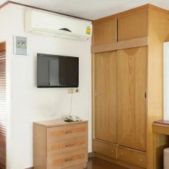 Отель The Aiyapura Bangkok 3* Улучшенный номер с различными типами кроватей фото 19