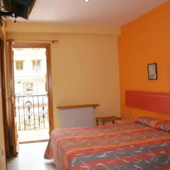 Отель Hostal Los Valles Стандартный номер с двуспальной кроватью фото 4