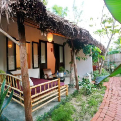 Отель An Bang Purple Homestay Коттедж с различными типами кроватей фото 6