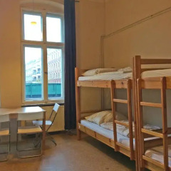 Alcatraz Backpacker Hostel Кровать в общем номере с двухъярусными кроватями фото 8