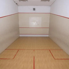 Отель Inn Skvos Club Белград спортивное сооружение