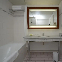 Гостиница Holiday Inn Moscow Seligerskaya 4* Стандартный номер с 2 отдельными кроватями фото 5