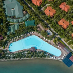 Отель Diamond Bay Resort & Spa бассейн фото 3