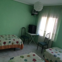 Отель Hostal Lucy Испания, Сантандер - отзывы, цены и фото номеров - забронировать отель Hostal Lucy онлайн удобства в номере