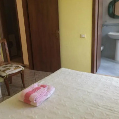 Отель Friends House Албания, Тирана - отзывы, цены и фото номеров - забронировать отель Friends House онлайн комната для гостей фото 4