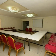 Отель Prenox Hotels And Suites фото 2
