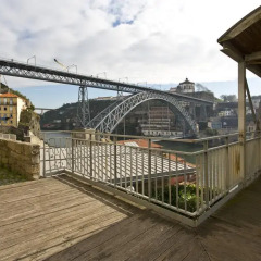 Отель Lada River House
