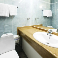 City Hotel 3* Стандартный номер фото 9