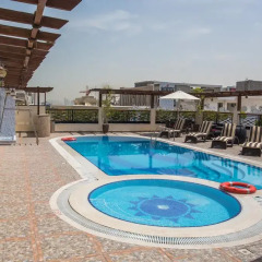 Landmark Summit Hotel бассейн фото 3