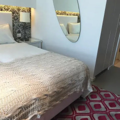 Отель Metropolitan Suites 4* Номер Делюкс фото 7