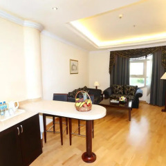 Sharjah Premiere Hotel & Resort 3* Стандартный номер с различными типами кроватей фото 6