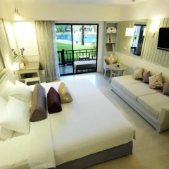 Отель Katathani Phuket Beach Resort 5* Номер Делюкс с двуспальной кроватью фото 22