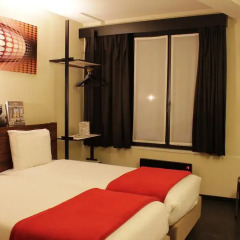 Hotel National 2* Стандартный номер фото 2