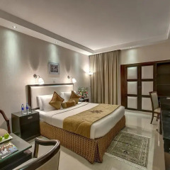 Palm Beach Hotel 3* Стандартный номер с различными типами кроватей фото 2