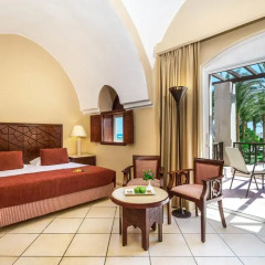 Отель Iberotel Makadi Beach 5* Улучшенный номер с различными типами кроватей фото 6