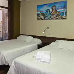 Отель Hostal Paris Испания, Барселона - отзывы, цены и фото номеров - забронировать отель Hostal Paris онлайн сейф в номере