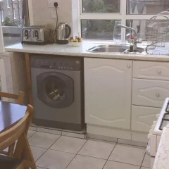 Отель Commercial Rd Homestay Номер с общей ванной комнатой с различными типами кроватей (общая ванная комната) фото 10