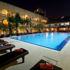 Отель Sabai Inn бассейн фото 2