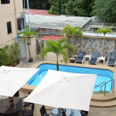 Отель Phratamnak Inn 2* Кровать в общем номере с двухъярусной кроватью фото 2