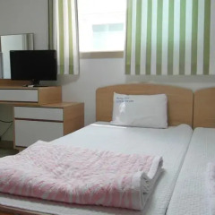 Отель Hongdae Family Housetel 2 комната для гостей фото 3