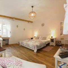 Отель Luxury Room Kokola комната для гостей фото 3