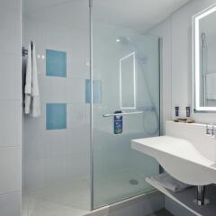 Отель Novotel Lyon Gerland Musée des Confluences 4* Улучшенный номер с различными типами кроватей фото 4