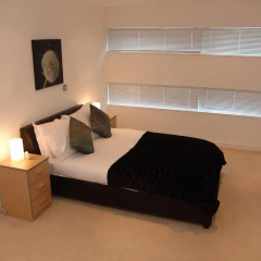 Апартаменты Quay Apartments Солфорд комната для гостей фото 5
