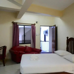 Kiwi Hotel 3* Улучшенный номер с различными типами кроватей фото 4