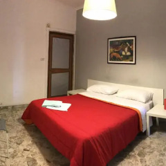 Отель B&B Cavour 124 Номер с общей ванной комнатой фото 7