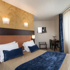 Отель Raspail Montparnasse 3* Улучшенный номер с двуспальной кроватью фото 3