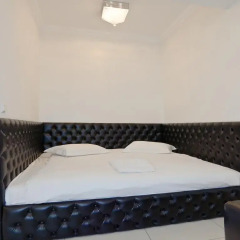 Гостиница Partner Guest House Khreschatyk 3* Апартаменты разные типы кроватей