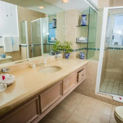 Отель The Inn at Mazatlan 3* Люкс повышенной комфортности с различными типами кроватей фото 6