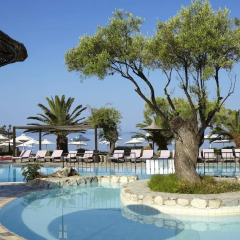Anthemus Sea Beach Hotel and Spa бассейн