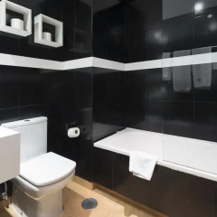 Отель Woo Travelling Plaza de Oriente Homtel Студия с различными типами кроватей фото 15