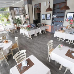 Отель The Originals des Orangers Cannes (ex Inter-Hotel) Франция, Канны - отзывы, цены и фото номеров - забронировать отель The Originals des Orangers Cannes (ex Inter-Hotel) онлайн питание фото 3