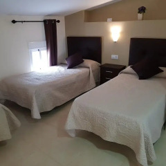 Отель Hostal Málaga Стандартный номер с различными типами кроватей фото 3