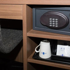HOTEL UNIZO Tokyo Ginza-nanachome 3* Стандартный номер с различными типами кроватей фото 5