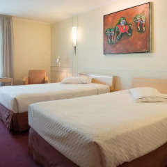 VIP Executive Entrecampos Hotel & Conference 4* Стандартный номер с различными типами кроватей