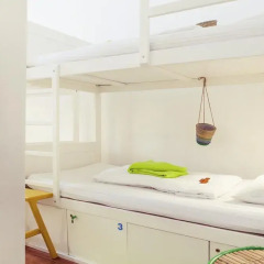 Lisbon Chillout Hostel Кровать в общем номере фото 15