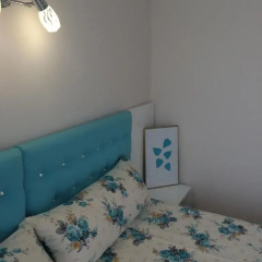 Апартаменты White Rose Apartments Стандартный семейный номер с разными типами кроватей фото 5