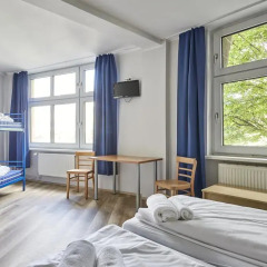 Отель a&o Hamburg Hauptbahnhof 2* Стандартный номер 2 отдельными кровати фото 4
