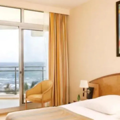 Отель King Fahd Palace 5* Улучшенный номер с различными типами кроватей фото 7