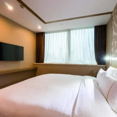 Отель China Mayors Plaza 4* Представительский люкс с различными типами кроватей фото 4