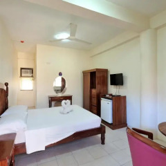 Kiwi Hotel 3* Номер Делюкс с различными типами кроватей