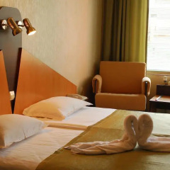 Отель Новиз 4* Стандартный номер с двуспальной кроватью фото 10